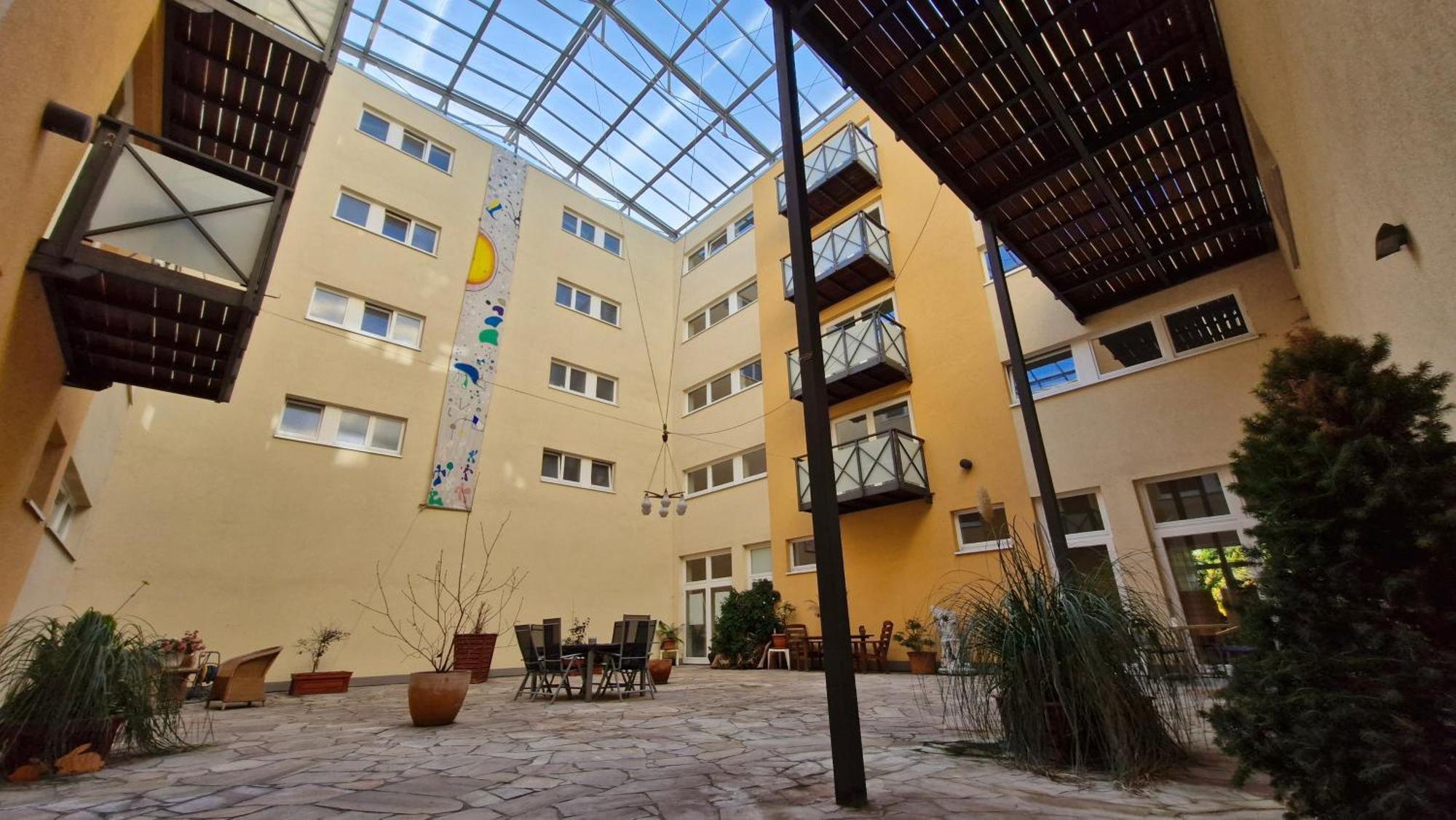 Modernes Mit Xl-balkon *