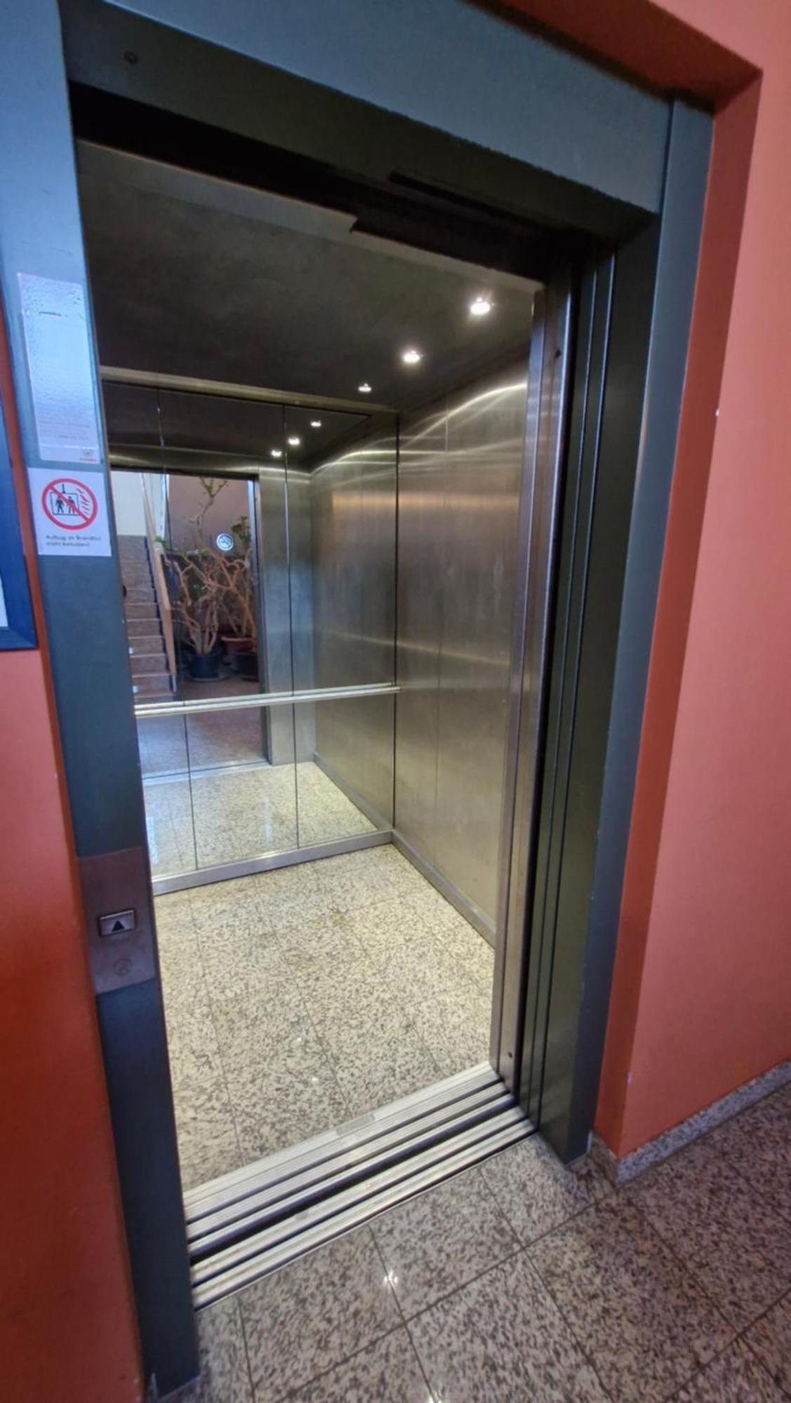 Apartment Modernes Mit Xl-balkon *